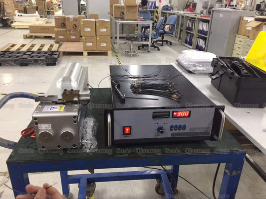 Terminal do conector que solda a máquina de emenda do fio ultrassônico pela tecnologia ultrassônica a mais nova de 20Khz 4000w