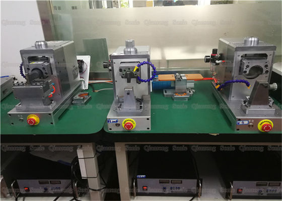 Equipamento de soldadura ultrassônico do metal de 3000 watts para a malha do níquel e a soldadura da placa de níquel